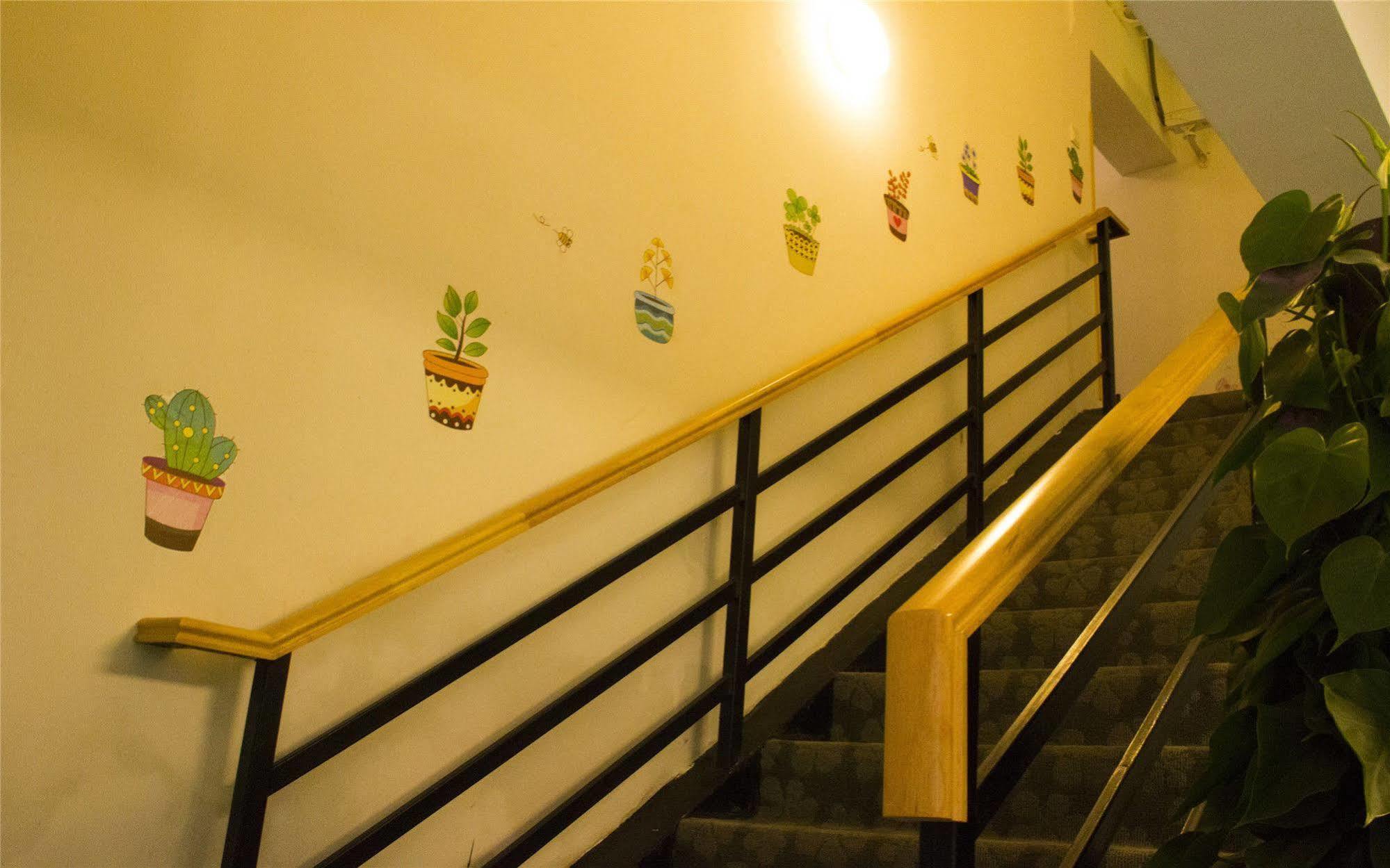 Beijing Sunrise Youth Hostel Beihai Branch Exterior photo